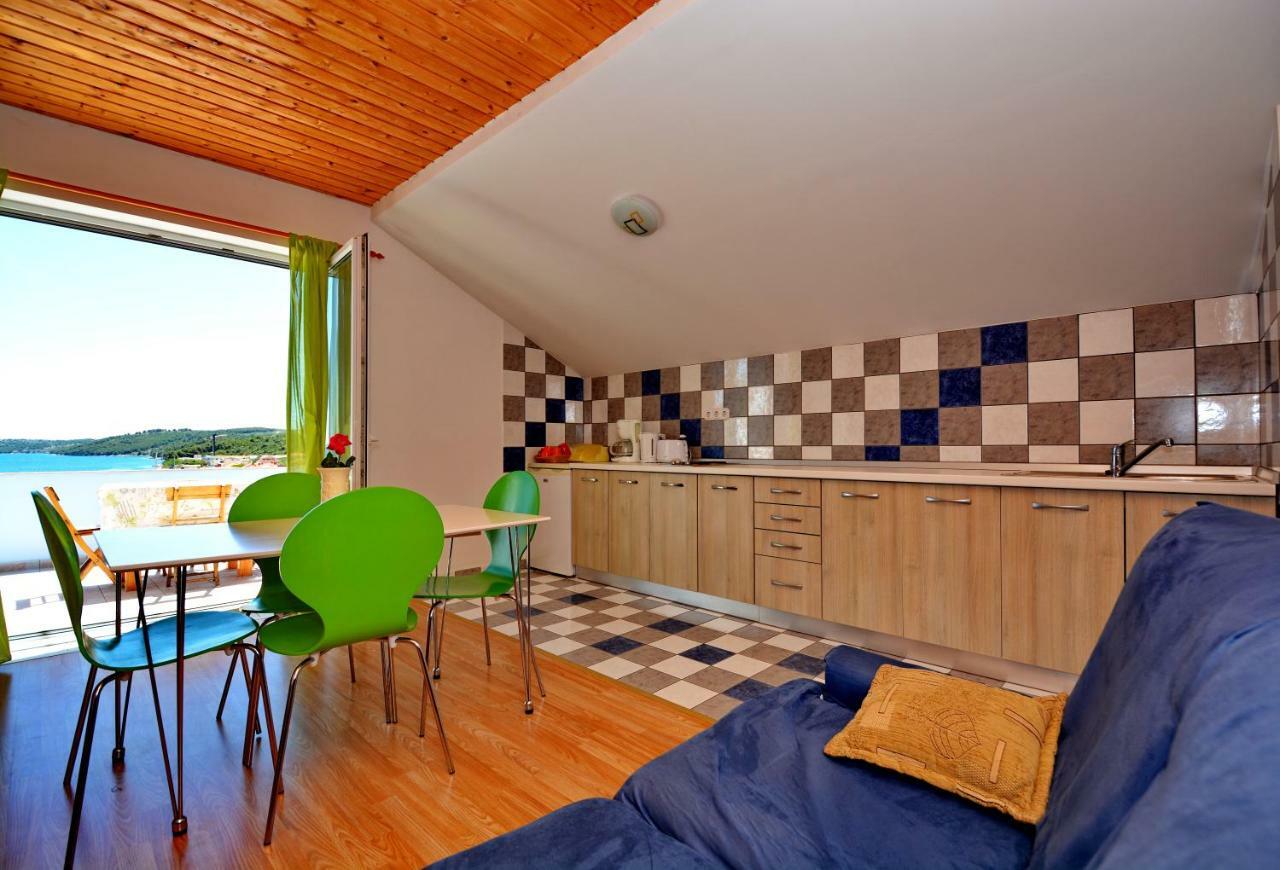 Apartment Blue Sali Buitenkant foto