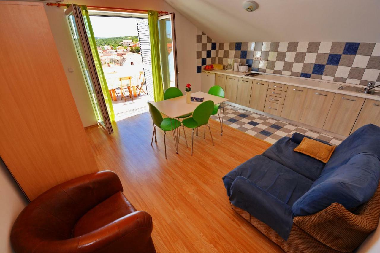 Apartment Blue Sali Buitenkant foto